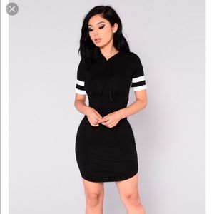 BRAND NEW Fashion nova derica hood tunic dress